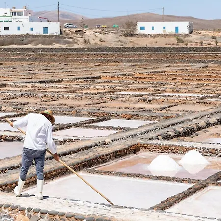 Home2book Casa Julianna, Dream Oasis With Pool بيت للعطل لاجاريس