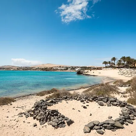 Home2book Casa Julianna, Dream Oasis With Pool بيت للعطل لاجاريس