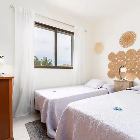 Home2book Charming Casa Julianna *