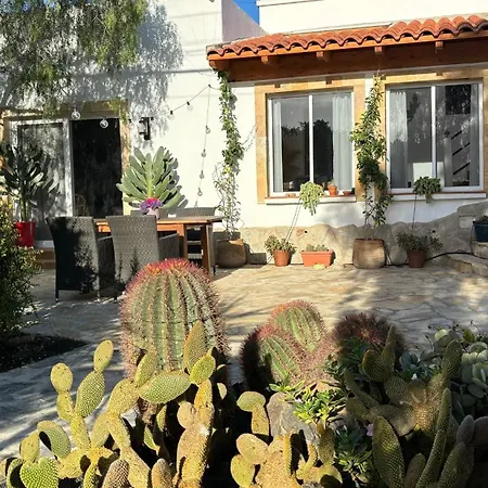 Home2book Charming Casa Julianna Holiday home Lajares